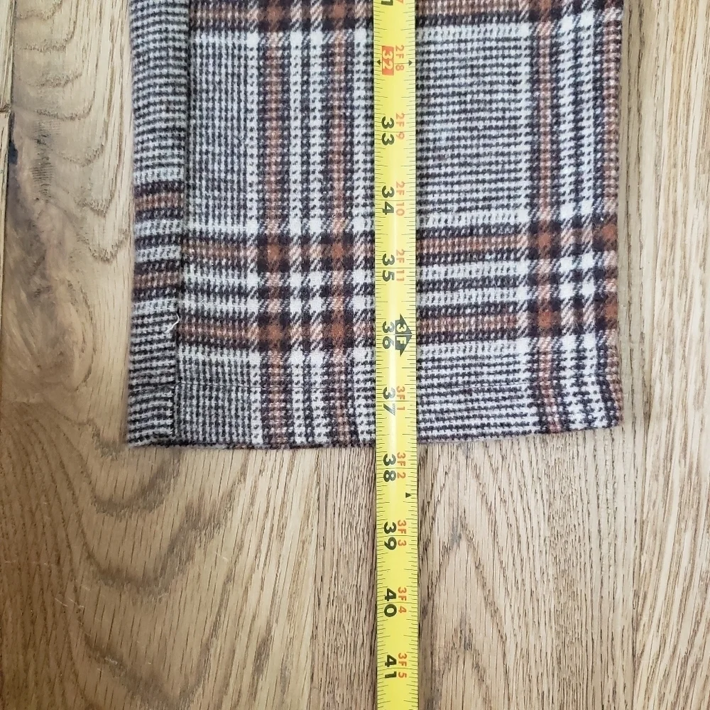 Plaid Wide-Leg Trousers in Brown and Cream - Picture 3 of 10